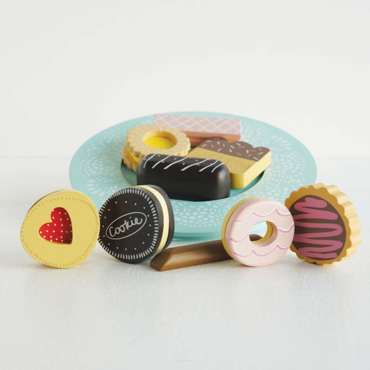 big_TV298-biscuit-set-plate-assorted-treats.jpg