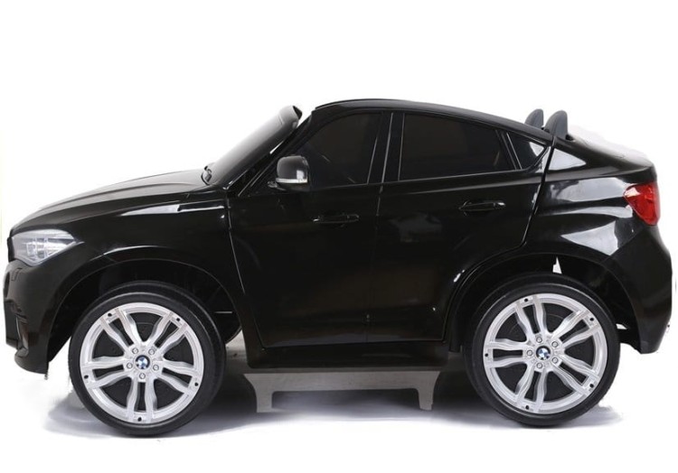 pol_pl_Auto-Na-Akumulator-Nowe-BMW-X6M-Czarne-Lakierowane-2843_4.jpg