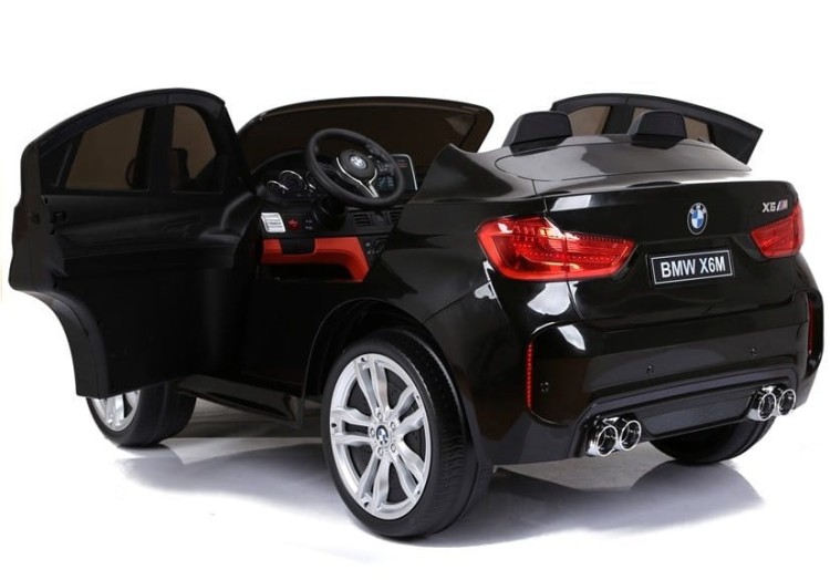 pol_pl_Auto-Na-Akumulator-Nowe-BMW-X6M-Czarne-Lakierowane-2843_5.jpg