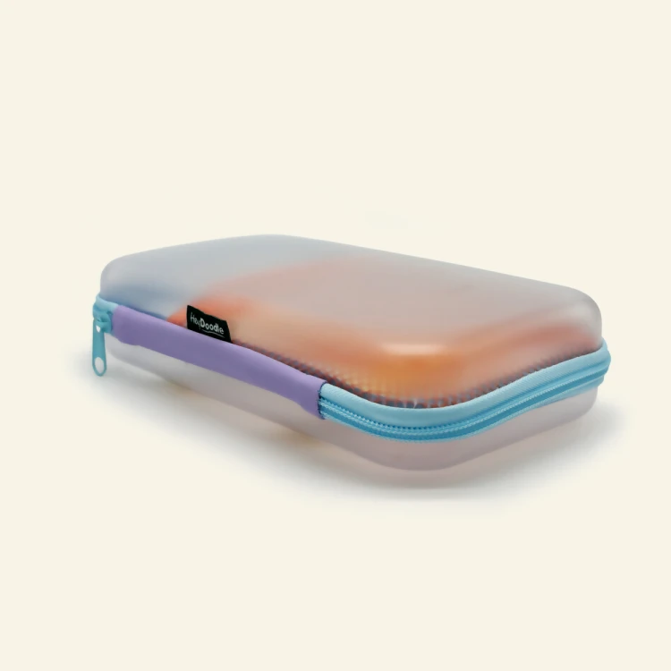 TravelCase02.jpg