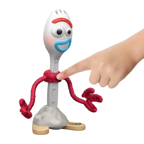 toy-story-5-sztuciek-interaktywna-mowiaca-figurka-skala-18-cm-8200144 (2).webp