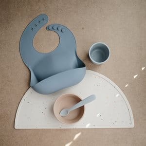 mushie-sliniak-sylikonowy-tradewinds (1).jpg