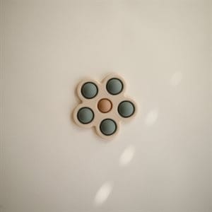 mushie-flower-press-toy-dried-thyme-natural-shifti (1).jpg