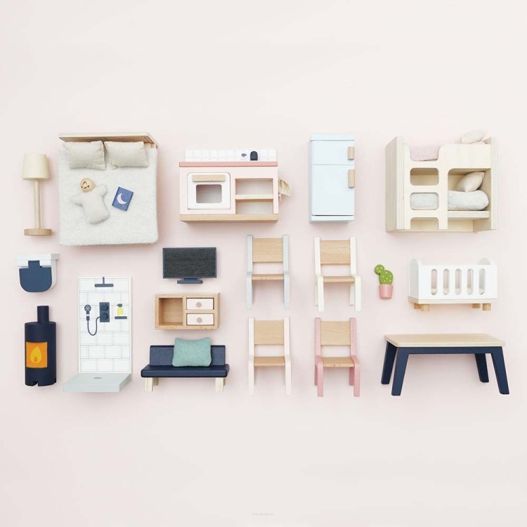 big_ME040-starter-furniture-set-overlay-all-house-parts-on-coloured-background.jpg