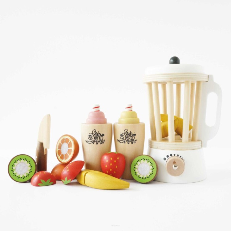 big_TV296-smoothie-blender-fruits-strawberry-banana-orange-kiwi-healthy-drink-wooden-roleplay-food-eco-toy-gift-white-wood-red-3-.jpg
