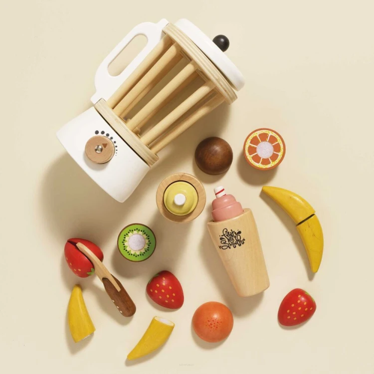 big_TV296-smoothie-blender-fruits-strawberry-banana-orange-kiwi-healthy-drink-wooden-roleplay-food-eco-toy-gift-white-wood-red-10-.jpg